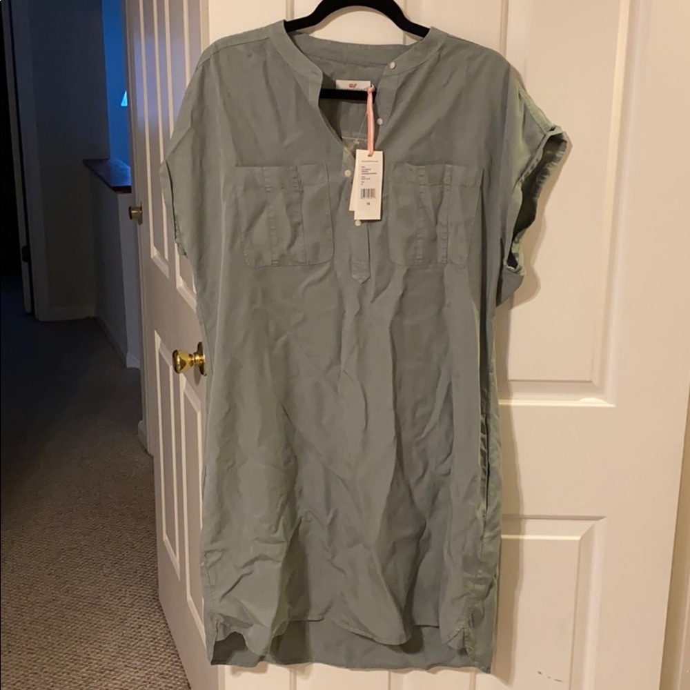 Short sleeve dress
